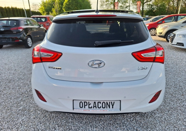 Hyundai I30 cena 39999 przebieg: 189300, rok produkcji 2016 z Nasielsk małe 667